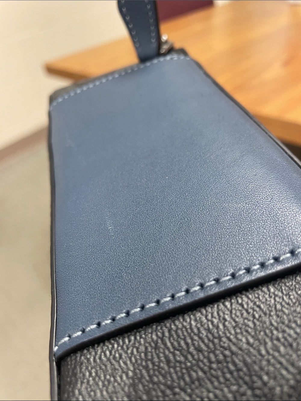 New Coach charcoal Signature accessories Zip Pouch - Picture 14 of 14
